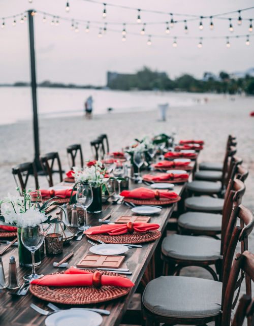 pour-un-jour-pour-un-soir-table
